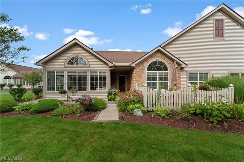 5252 Redford Drive, Brunswick, OH, 44212 | Card Image