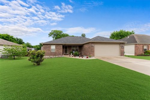714 Woodland St, Centerton, AR, 72719-7712 | Card Image