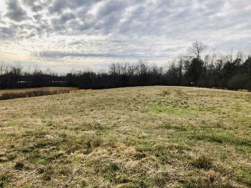 28 Beard Cv, Saltillo, TN, 38370 | Card Image