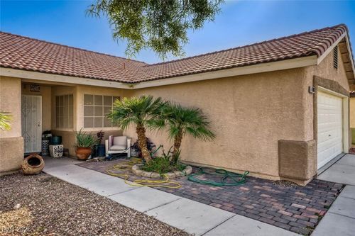 4708 Ferrell St, North Las Vegas, NV, 89031-0815 | Card Image