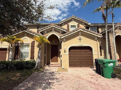 15243 Sw 9th Way, Miami, FL, 33194-2607 | Card Image