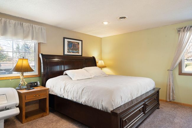 40-web-or-mls-1015-16th-st-sw.jpg | Image 28