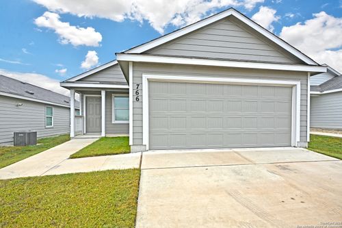 766 Tulsa Trl, New Braunfels, TX, 78132-0235 | Card Image