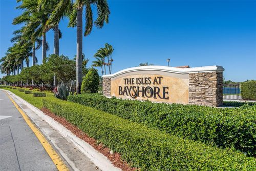 22412-22412 Sw 89th Ave, Cutler Bay, FL, 33190-1348 | Card Image