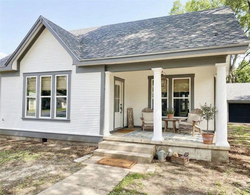 502 Upton Ave, Schulenburg, TX, 78956-1543 | Card Image