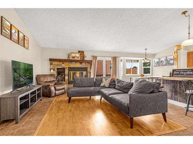 920 Forest Edge Rd, House other with 3 bedrooms, 2 bathrooms and null parking in Woodland Park CO | Image 4