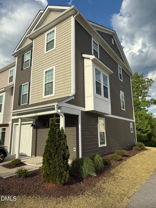 1116 Myers Point Dr, Morrisville, NC, 27560-5855 | Card Image