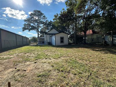 436 11th Street, House other with 3 bedrooms, 2 bathrooms and null parking in Hempstead TX | Image 3