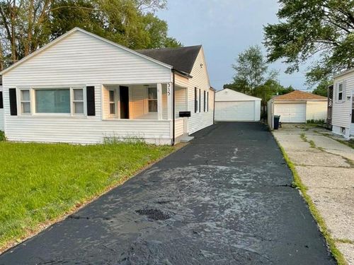 313 Grand Blvd, Loves Park, IL, 61111-4518 | Card Image