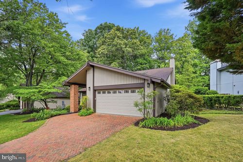 7612 Chancellor Way, SPRINGFIELD, VA, 22153-2343 | Card Image