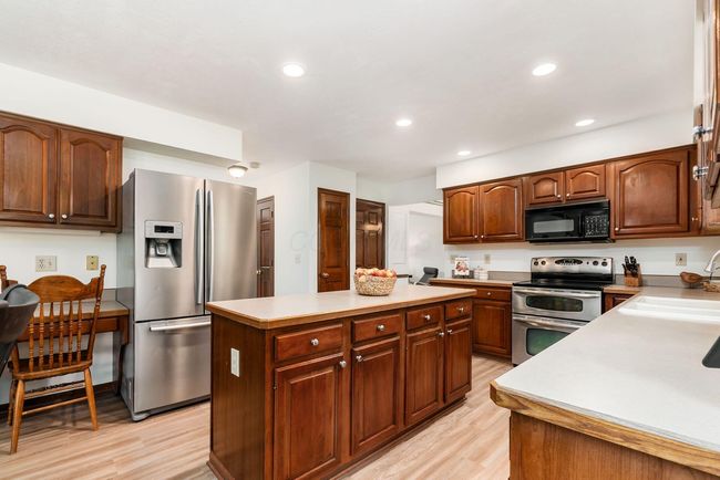 5533 Summer Blvd, House other with 4 bedrooms, 3 bathrooms and null parking in Galena OH | Image 14