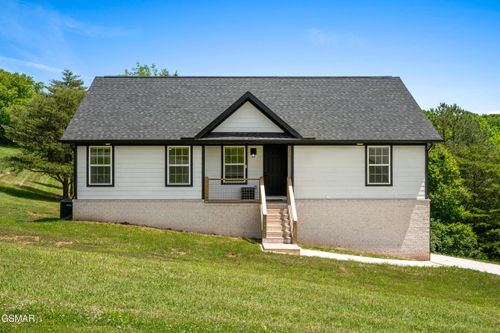 3886 Settlers Trl, Kodak, TN, 37764-1359 | Card Image