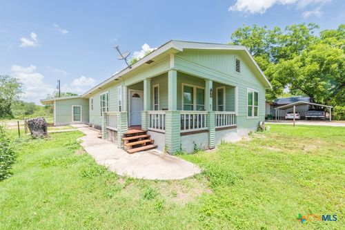 7 River St, Prairie Lea, TX, 78661 | Card Image