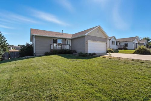 6535 Astoria Ct, Summerset, SD, 57718-8665 | Card Image