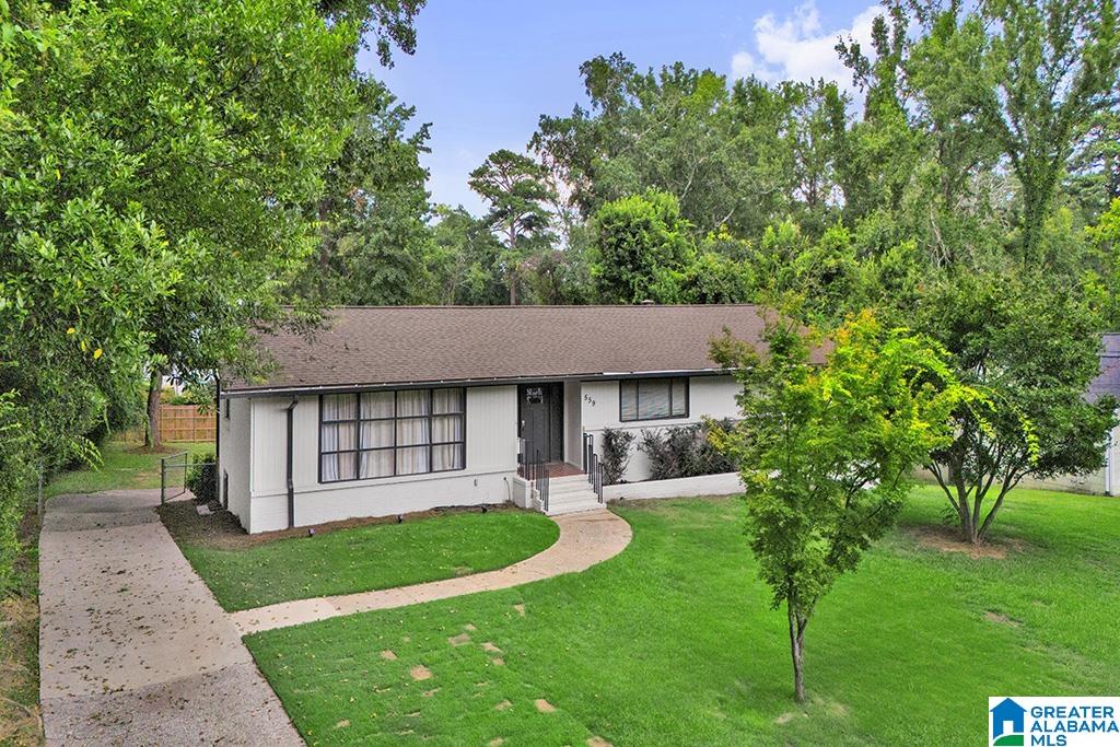 Residential in HOOVER 4