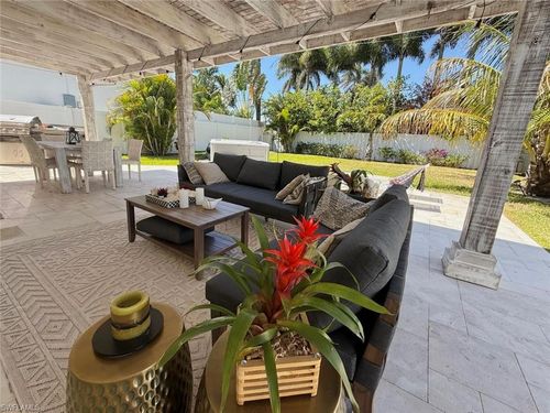 771 94th Ave, Naples, FL, 34108-2448 | Card Image