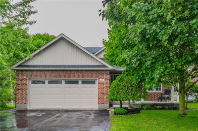 61 Zinkann Cres, House other with 4 bedrooms, 2 bathrooms and 6 parking in Wellesley ON | Image 1