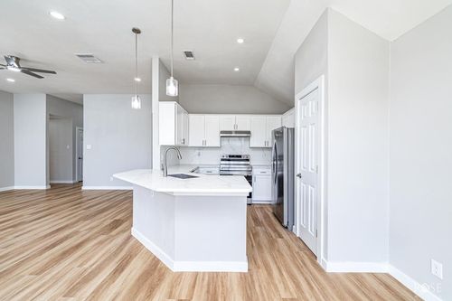 1614 Lake Shore Blvd, San Angelo, TX, 76904-7989 | Card Image