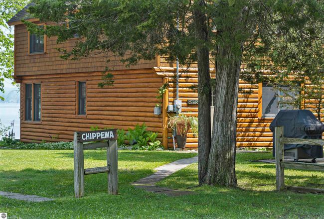 8123 S Rustic Dr, House other with 3 bedrooms, 2 bathrooms and null parking in Cedar MI | Image 28