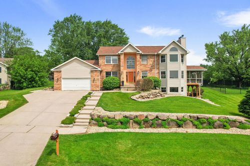 5712 Claredon Drive, Fitchburg, WI, 53711 | Card Image