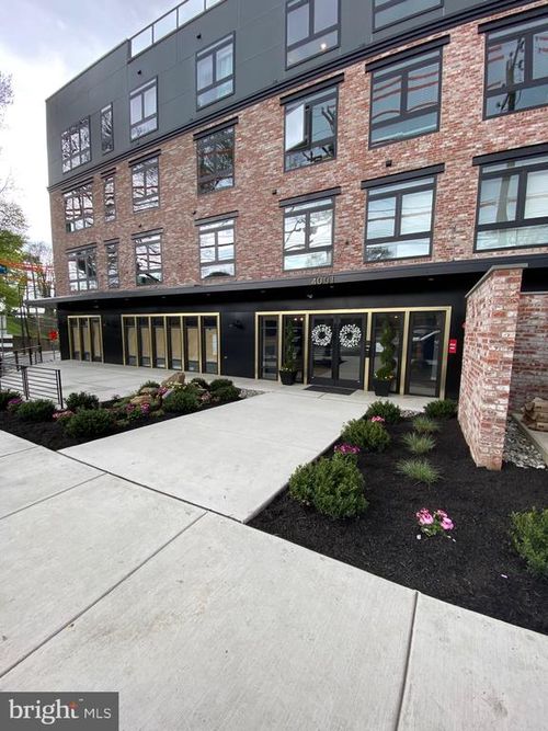 4001 Ridge Ave, PHILADELPHIA, PA, 19129-1847 | Card Image