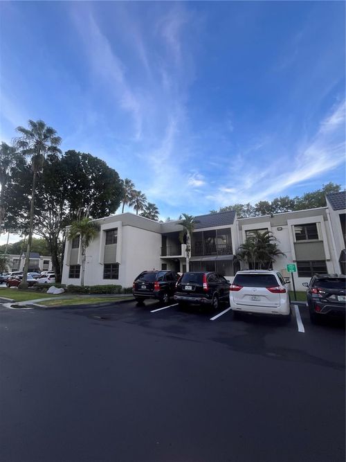apt-a210-7963 Sw 104th St, Miami, FL, 33156-3689 | Card Image