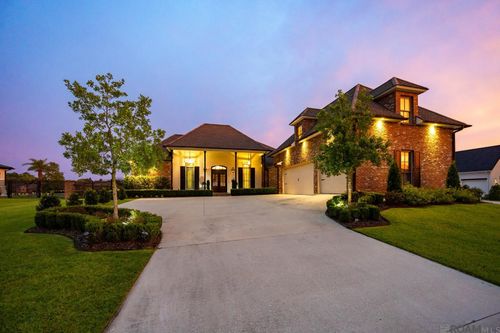 40129 River Winds Ct, Gonzales, LA, 70737-8573 | Card Image