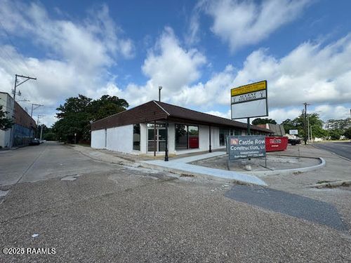 801 W University Ave, Lafayette, LA, 70506-3545 | Card Image