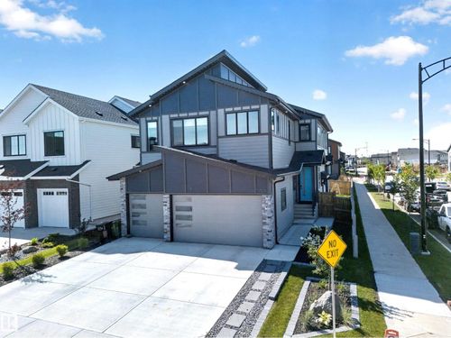 17128 2 St Nw, Edmonton, AB, T5Y4G5 | Card Image