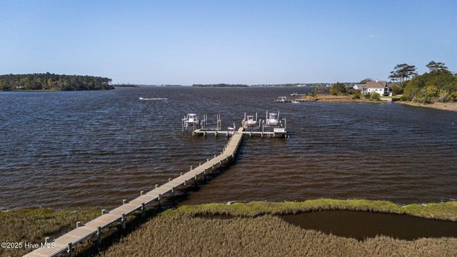 124 Tidal Bluffs Ct, House other with 4 bedrooms, 5 bathrooms and 2 parking in Peletier NC | Image 44