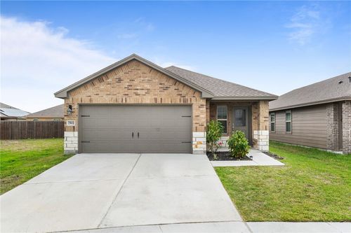 7502 Breese Ln, Corpus Christi, TX, 78414-1433 | Card Image