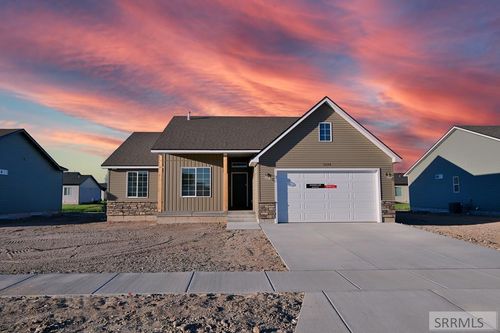 3090 Elixir Road, Ammon, ID, 83406 | Card Image
