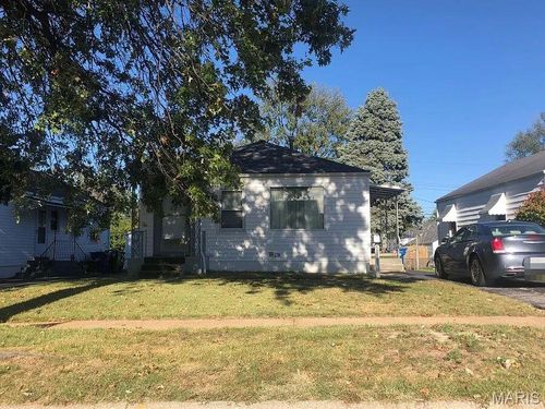 10705 Saint Stephen Ln, Saint Ann, MO, 63074-1614 | Card Image