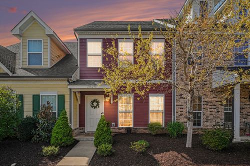 2824 Sterlingshire Dr, Murfreesboro, TN, 37128-1409 | Card Image