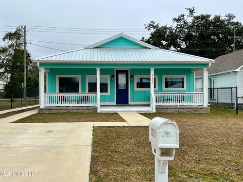 1211 Ocean View Dr, Gulfport, MS, 39507-1408 | Card Image