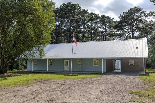 43 Alan Rd, Carriere, MS, 39426-8127 | Card Image