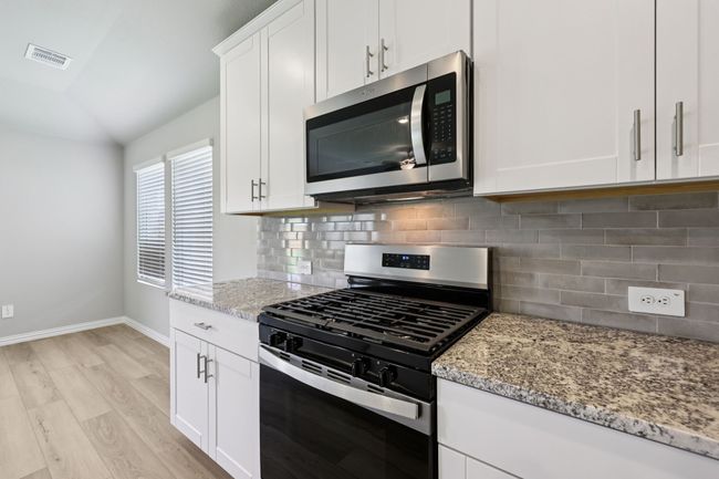2205 Dunbar Dr, House other with 3 bedrooms, 3 bathrooms and null parking in Sherman TX | Image 14