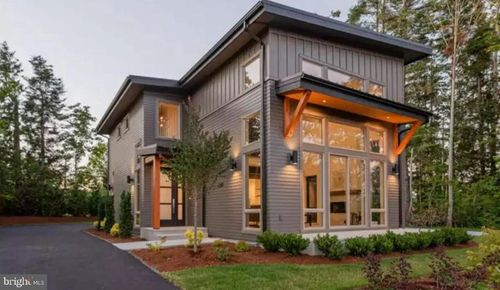 111 Babbs Mountain Rd, Winchester, VA, 22603-3216 | Card Image