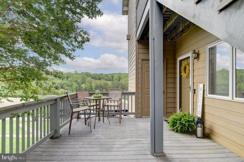 unit-5-1103 Mariners Way, Huddleston, VA, 24104-3593 | Card Image