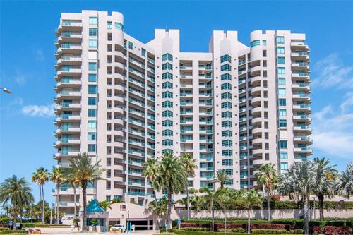 4-1560 Gulf Blvd, CLEARWATER BEACH, FL, 33767-2985 | Card Image