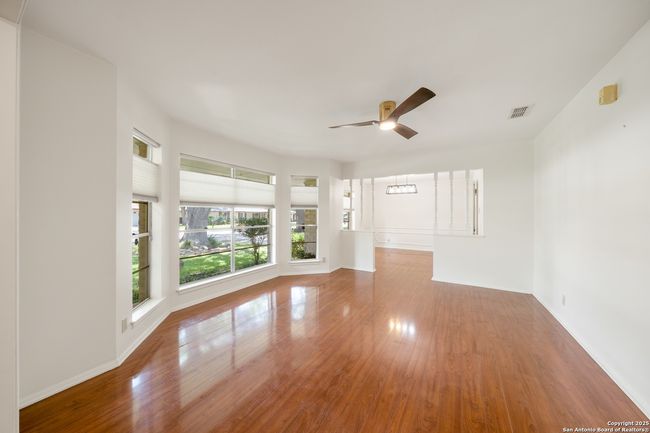 425 Crestwind Dr, House other with 3 bedrooms, 3 bathrooms and null parking in Windcrest TX | Image 20