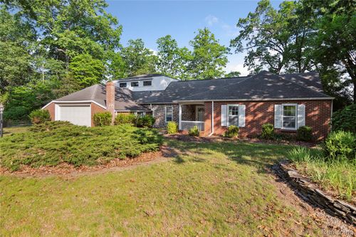 4300 W Bacon Rd, Hillsdale, MI, 49242-8205 | Card Image