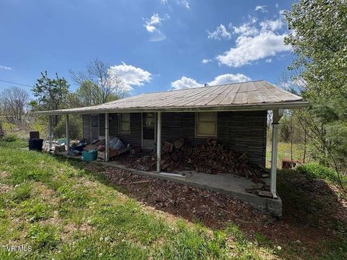 7834 Brown Mountain, Jewell Ridge, VA, 24622 | Card Image