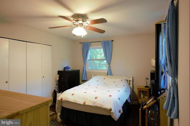 6403 Limerick Ct, House other with 4 bedrooms, 3 bathrooms and null parking in SPRINGFIELD VA | Image 21