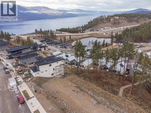 3165 Hilltown Dr, Kelowna, BC, V1V0C6 | Card Image