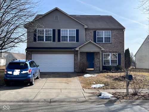 713 Hollowood Ln, Avon, IN, 46123-9647 | Card Image