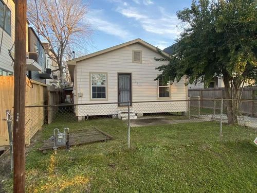 223 Cockerel St, Houston, TX, 77018-6628 | Card Image