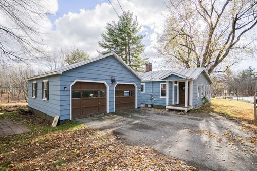 111 New Vineyard Road, Farmington, ME, 04938 | Card Image