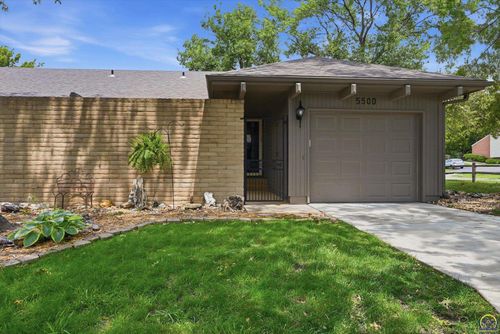 5500 Sw Stonegate Ct, Topeka, KS, 66606-2367 | Card Image