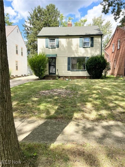 17211 Walden Ave, Cleveland, OH, 44128-1547 | Card Image